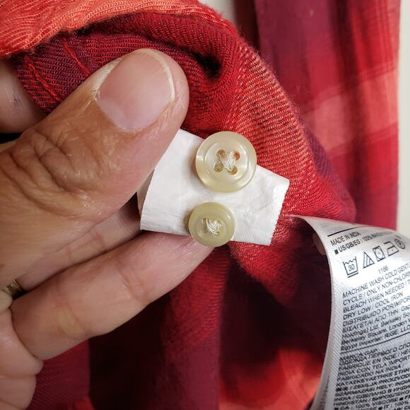 Gap x Pendleton| Red Orange Plaid button down shirt in size Medium - Picture 7 of 8